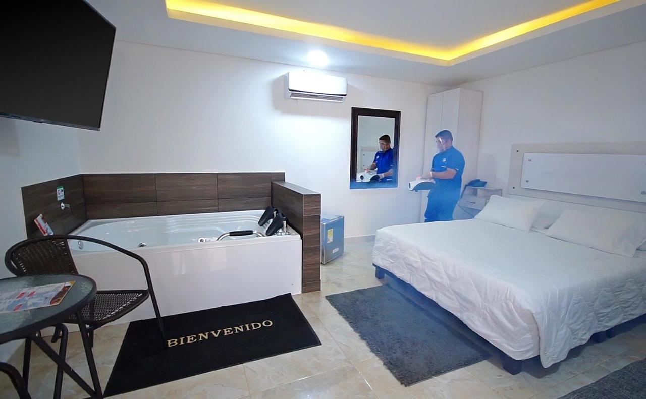 Hotel 0Asis De La Colina Boutique ヒラルドット エクステリア 写真